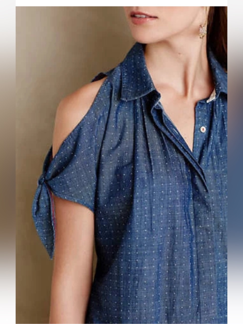 ANTHROPOLOGIE HOLDING HORSES COLD SHOULDER CHAMBRAY DENIM BUTTON TOP Sz 12